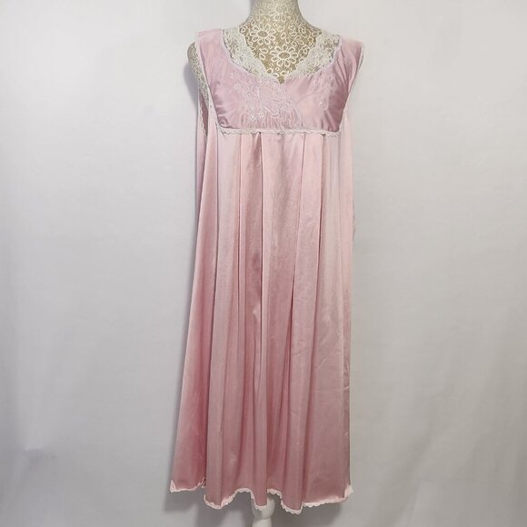 Vanity Fair Women's SZ X-Large Silkenique Pink Floral Lace Embroidered Nightgown - Picture 1 of 12